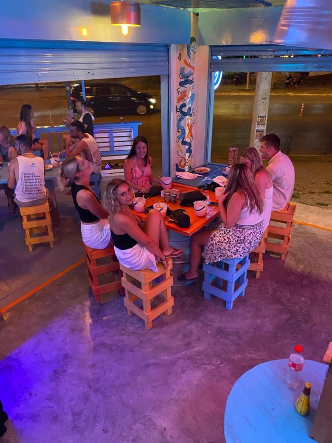 Bodega Krabi Hostel Ao Nang Exterior photo
